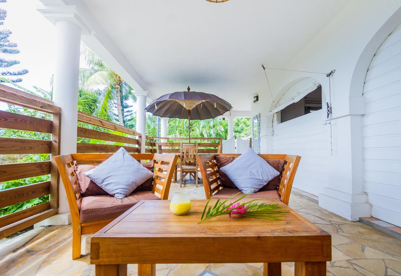 Carre Royal Bed & Breakfast Deshaies Exterior photo
